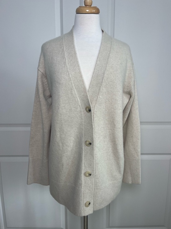Vince Sweaters - Vince V-neck cashmere blend cardigan Tan size Small